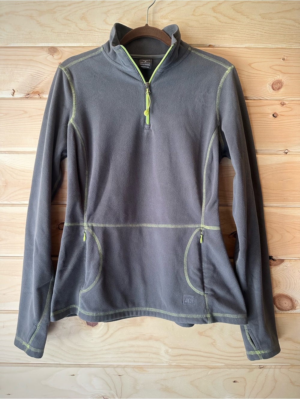 REI Co-op Gray Stretch Fleece 1/4 Zip Pullover Neon Green Stitching Size M
